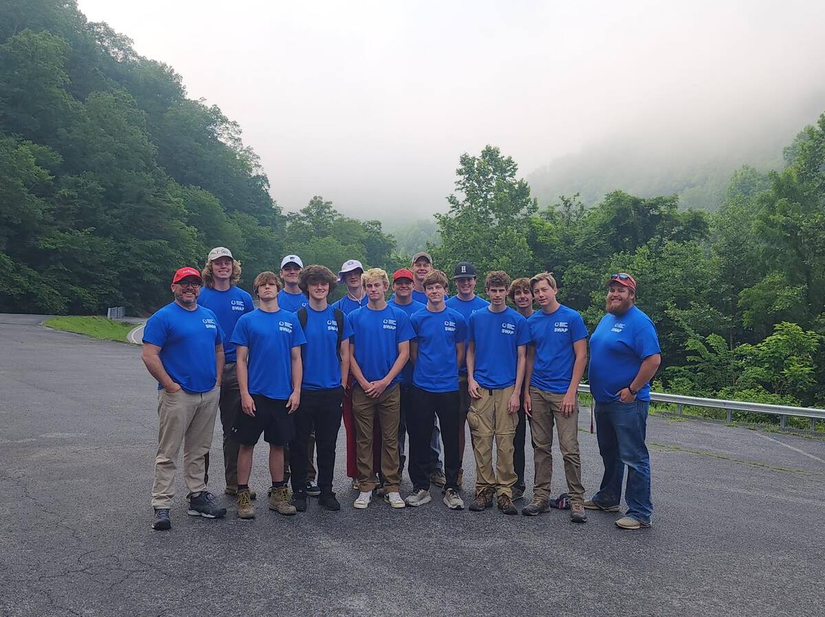 picture of students from Kentucky trip